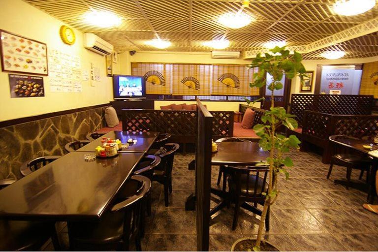 Hotel Asia Cebu Екстер'єр фото