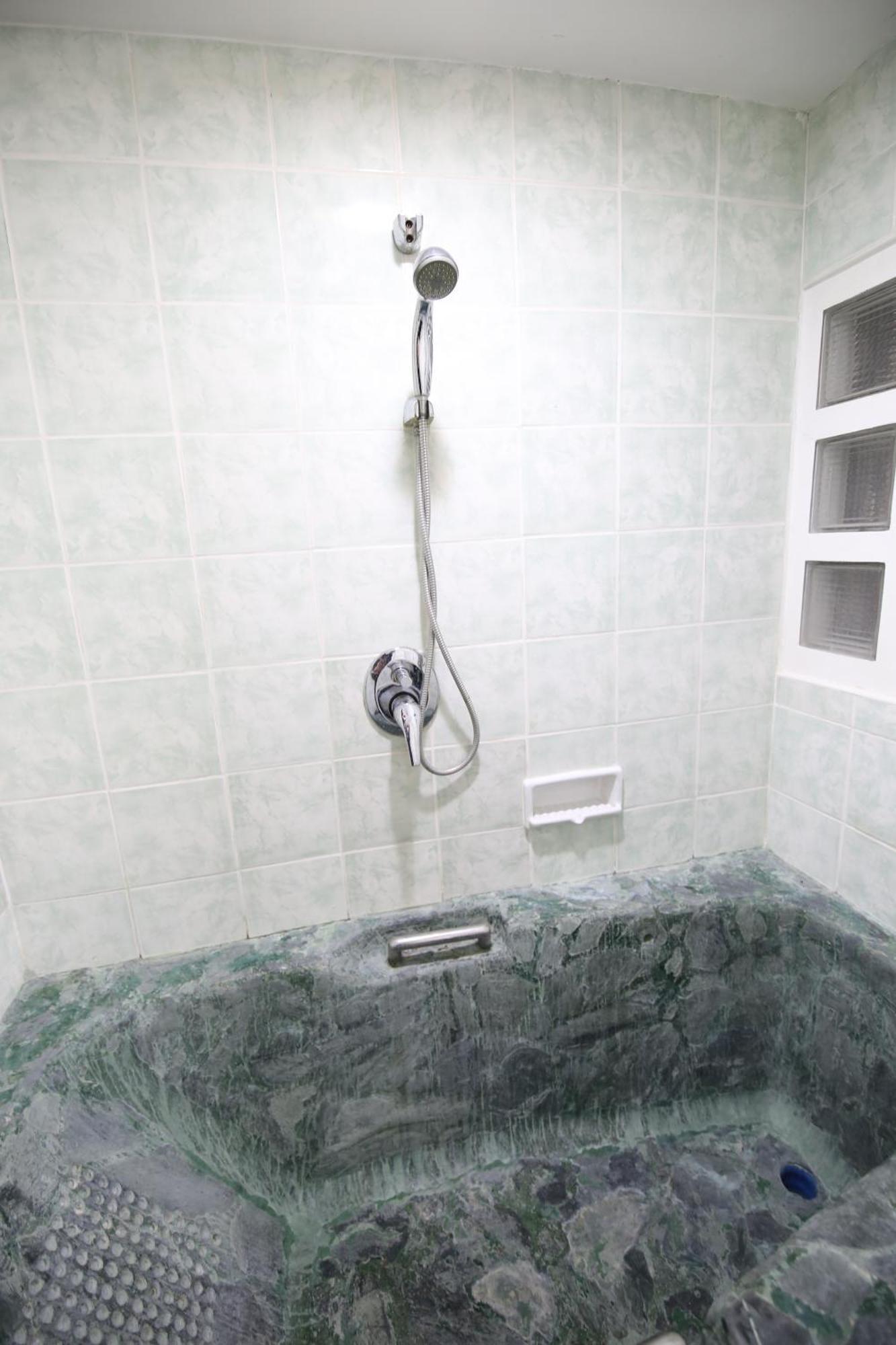 Hotel Asia Cebu Екстер'єр фото