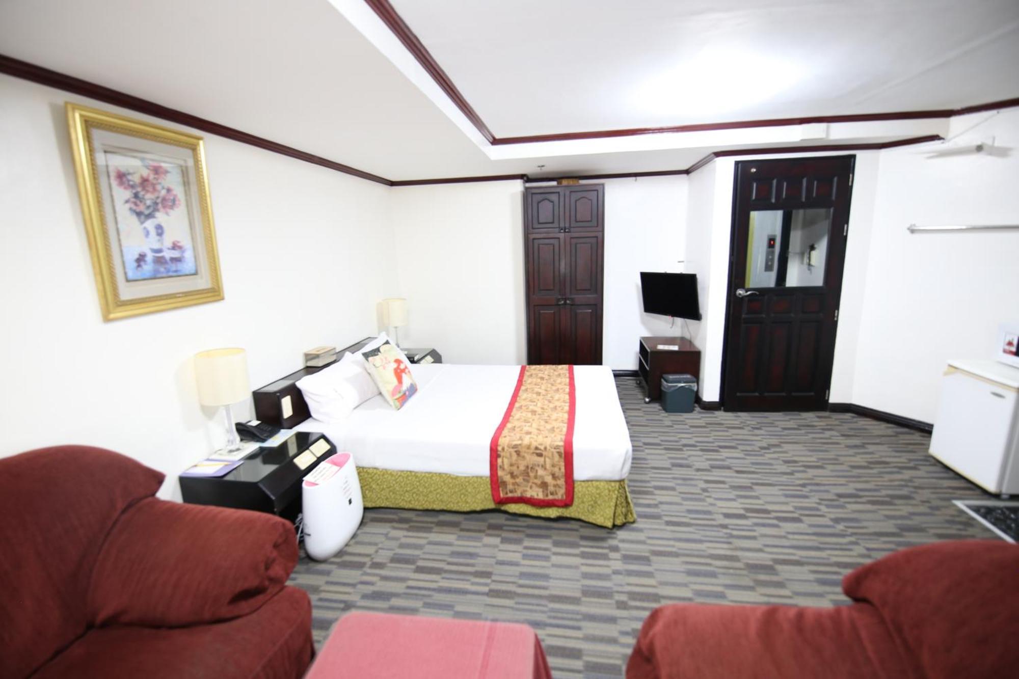 Hotel Asia Cebu Екстер'єр фото
