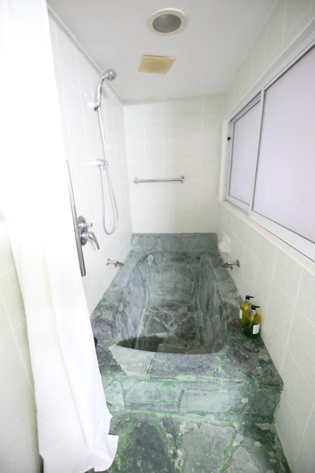 Hotel Asia Cebu Екстер'єр фото